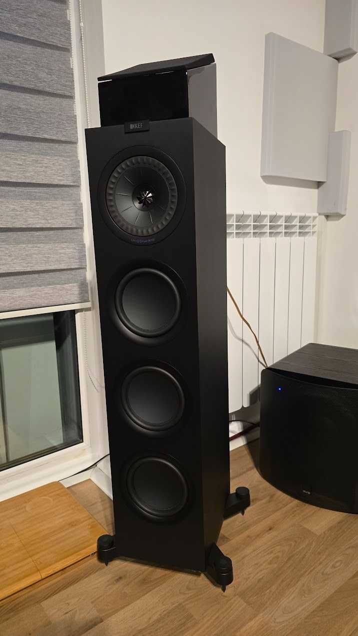 Boxe podea KEF Q750