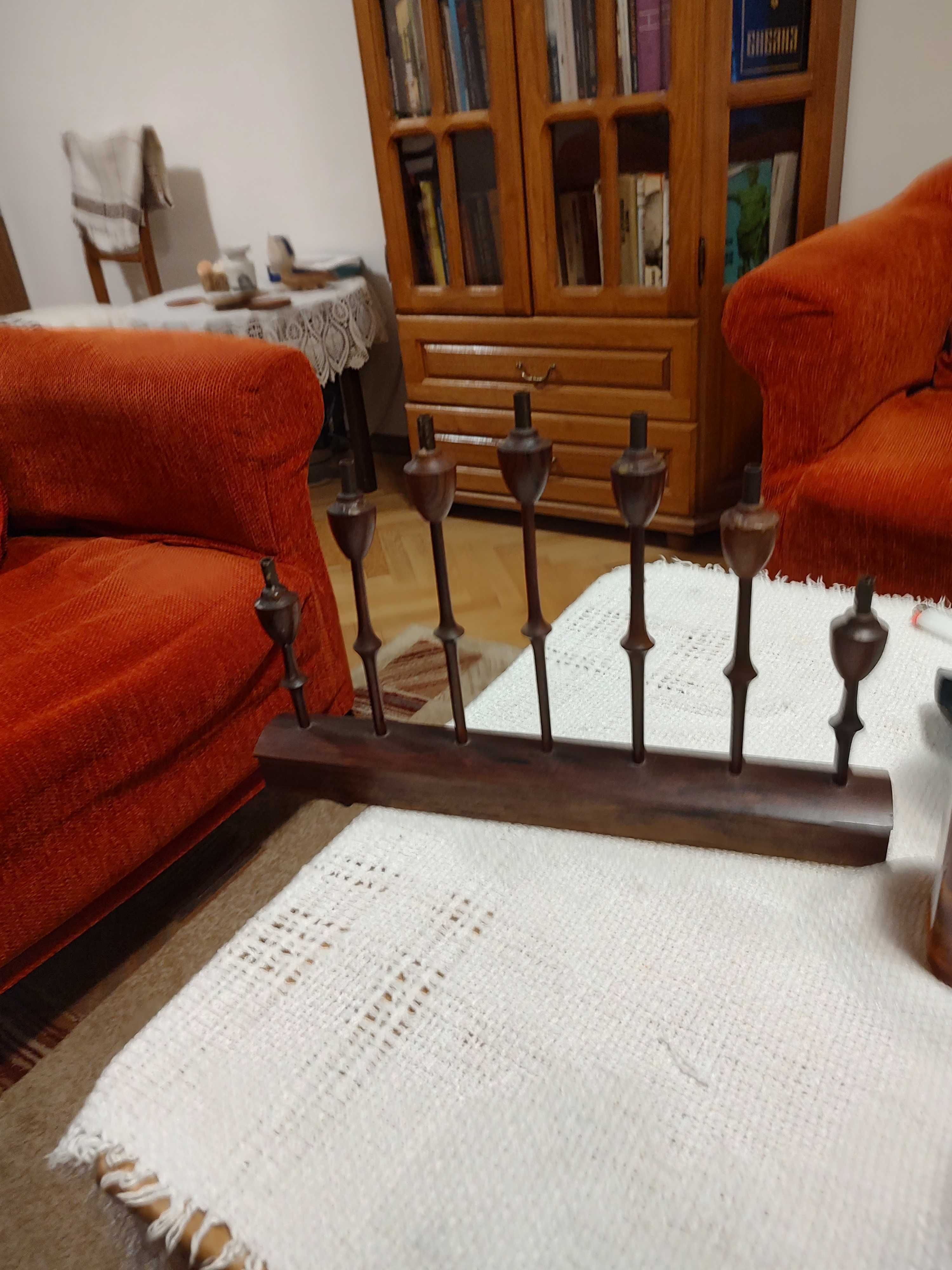 Еврейски свещник и сребърен поднос, стсринни