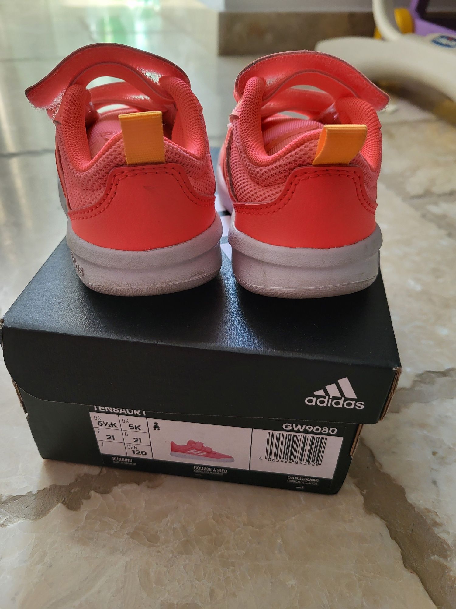 Papuci de copii Adidas
