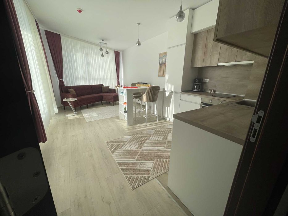 Дава се под наем Двустаен апартамент в Бургас, Славейков - 60 кв.м за 357 € - Снимка #2