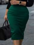 Zara Fusta verde midi conică