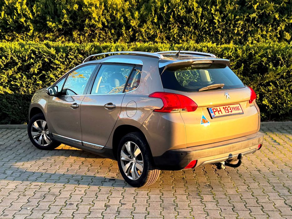 !!! RATE FIXE CU BULETINUL !!! Peugeot 2008 1.2i VTi ALLURE 2014
