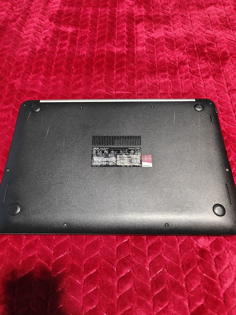 Vand Laptop Asus K501U Intel i5