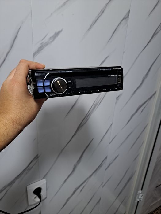 Alpine CDE-121EI orginal mafon