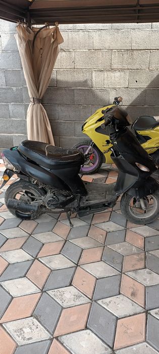 Scuter preț negociabil