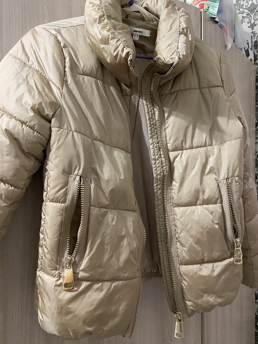 Куртка в идеальном состоянии