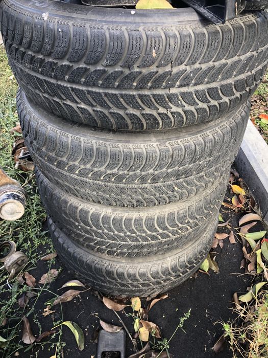 Roti iarna tabla originale Vw Polo Skoda fabia 185 60 14 iarna tabla