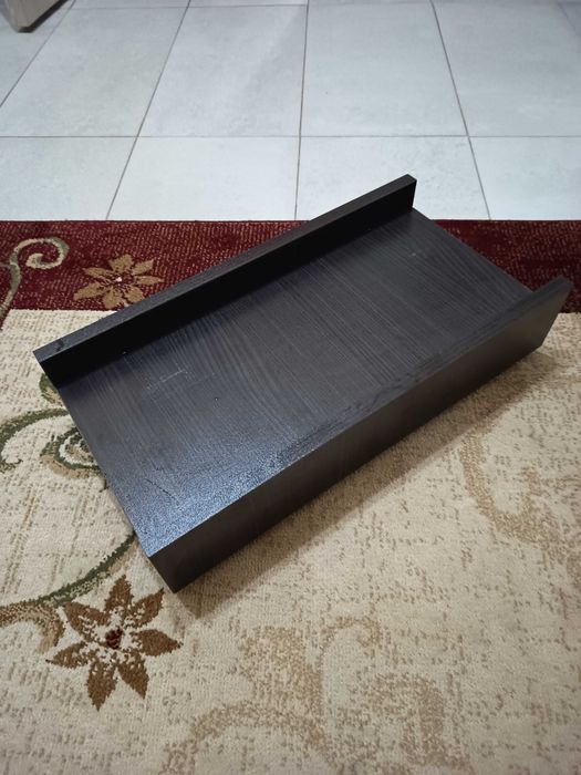 Подвижна стойка за компютър