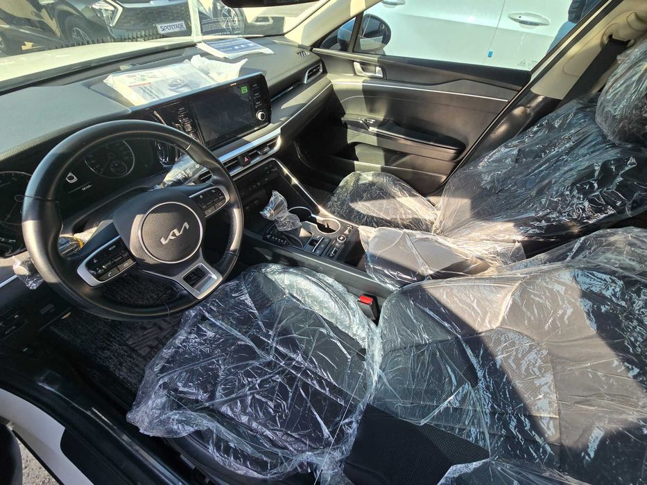 Kia K5 2 позиция