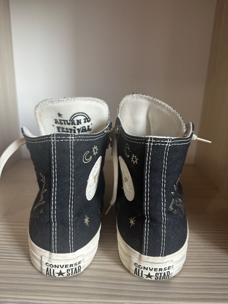 Converse All Star negri, ediție limitată, mărimea 39 – aproape noi