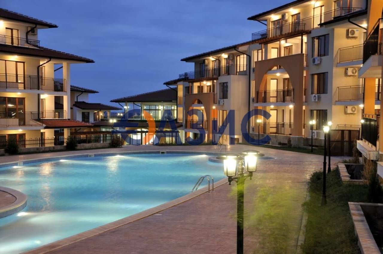 Продава се Едностаен апартамент в с. Кошарица, Област Бургас - 41 кв.м за 960 €/кв.м - Снимка #9