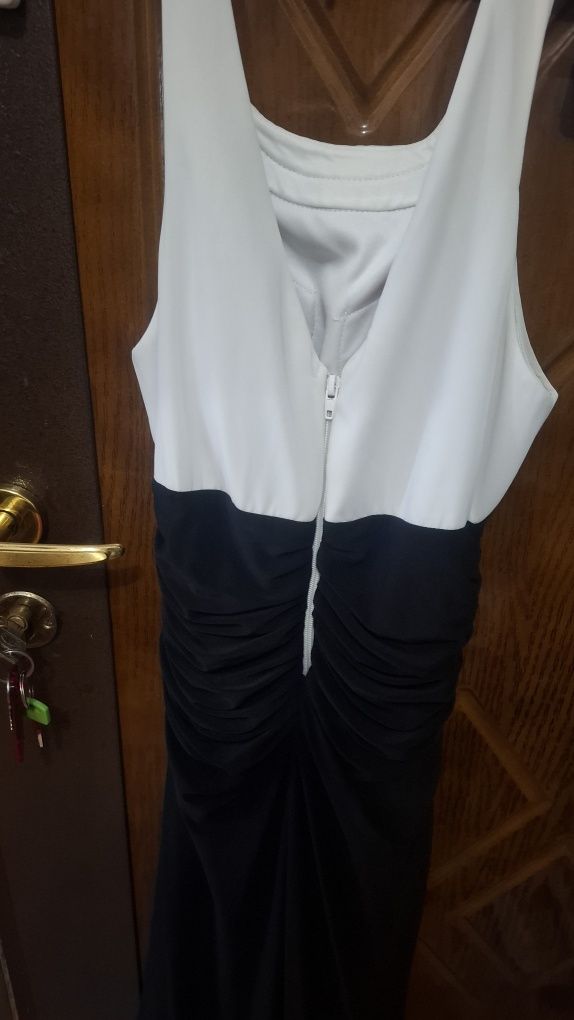 Vand rochite elegante