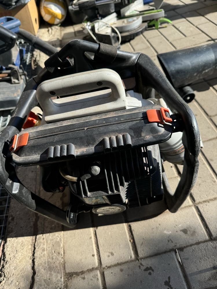 Compresoare , scule  electrice