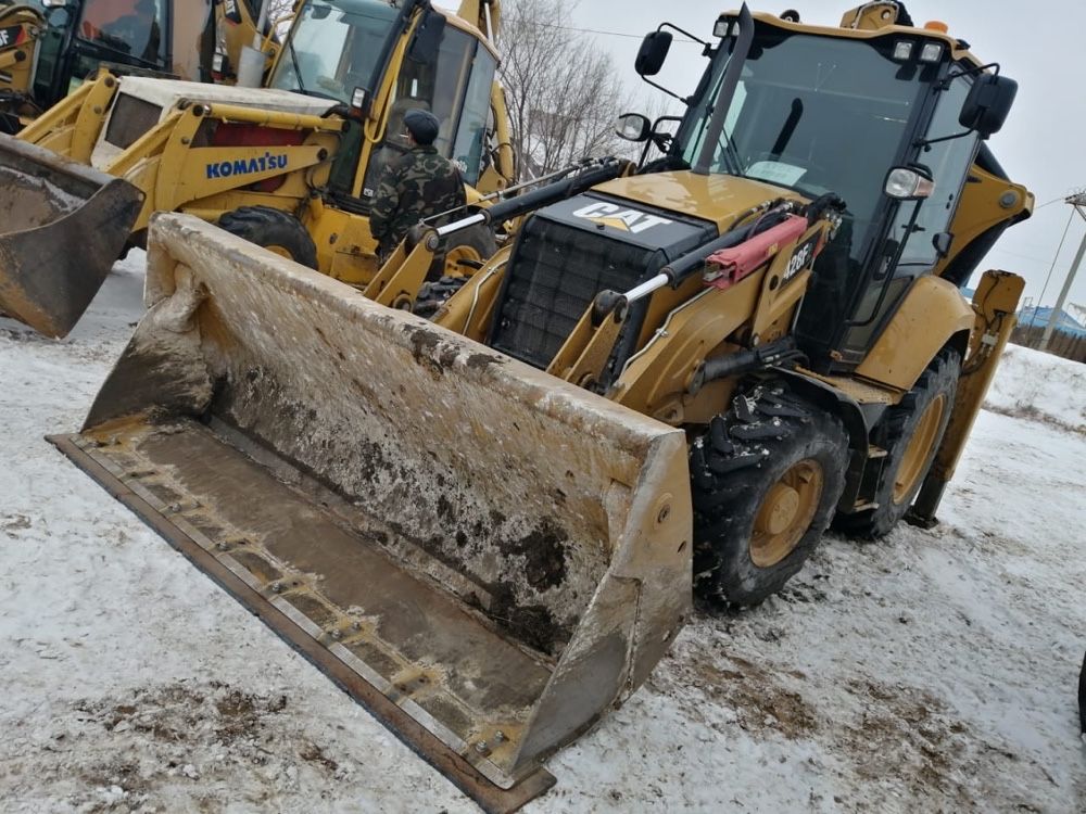 Услуги экскаватора погрузчика CAT 428F2. Цена договорная