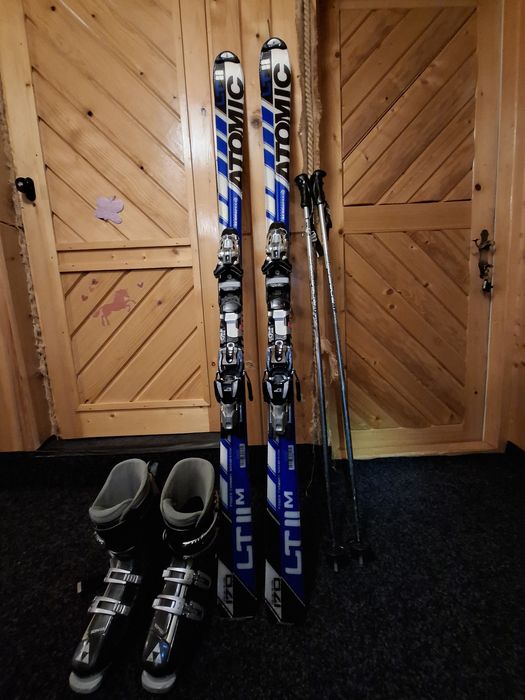 Skiuri Echipament ski Oferta Ieftin