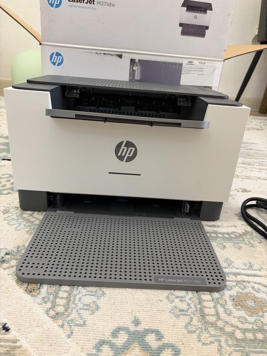 Принтер HP Laser Jet M 211 dw