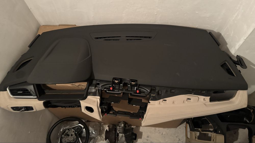 BMW F45 F46 Active Tourer табло