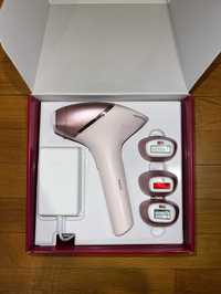 Фотоепилатор със SenseIQ Philips Lumea IPL 9900 Series BRI977/00