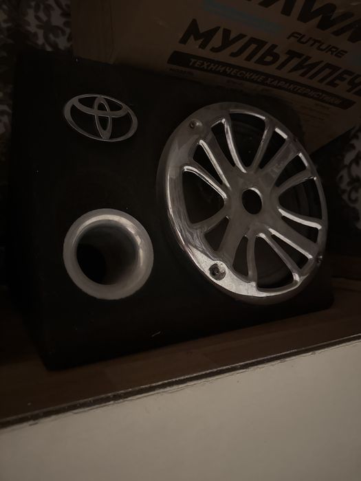 Буфер Оригинал Toyota 2007 года