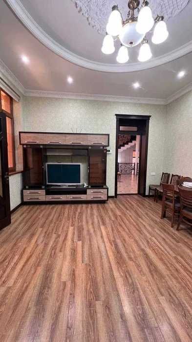 Луначарский Мирзо Улугбек Дом 6сот 500 м2 ул. Темур Малик Уй сотилади