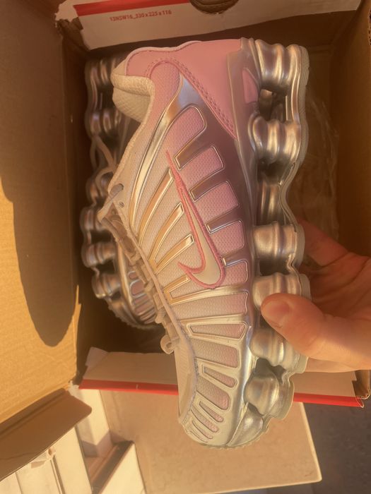 Nike shox pink 38