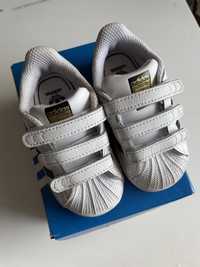Бебешки обувки Adidas