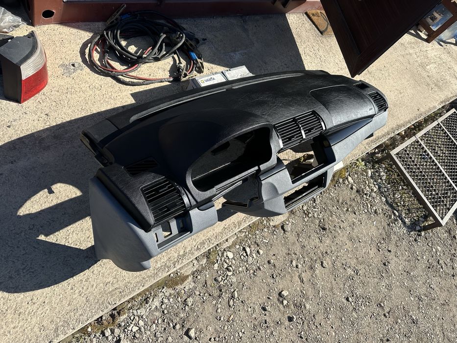 Табло със десен Airbag за BMW X5 E53