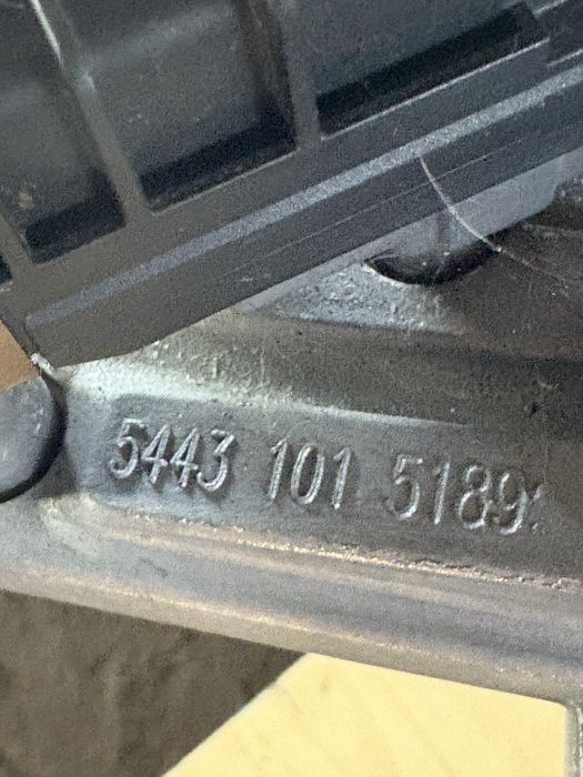 Mini Cooper 2011 година 1.6d 112кс Турбо