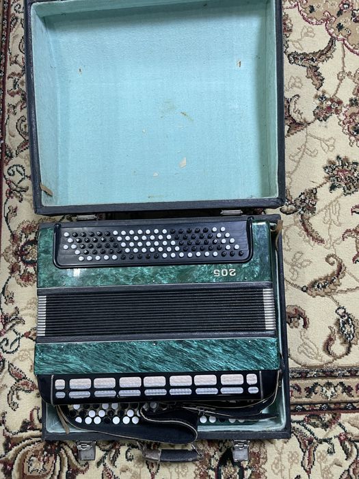 Баян тула в идеальном состоянии