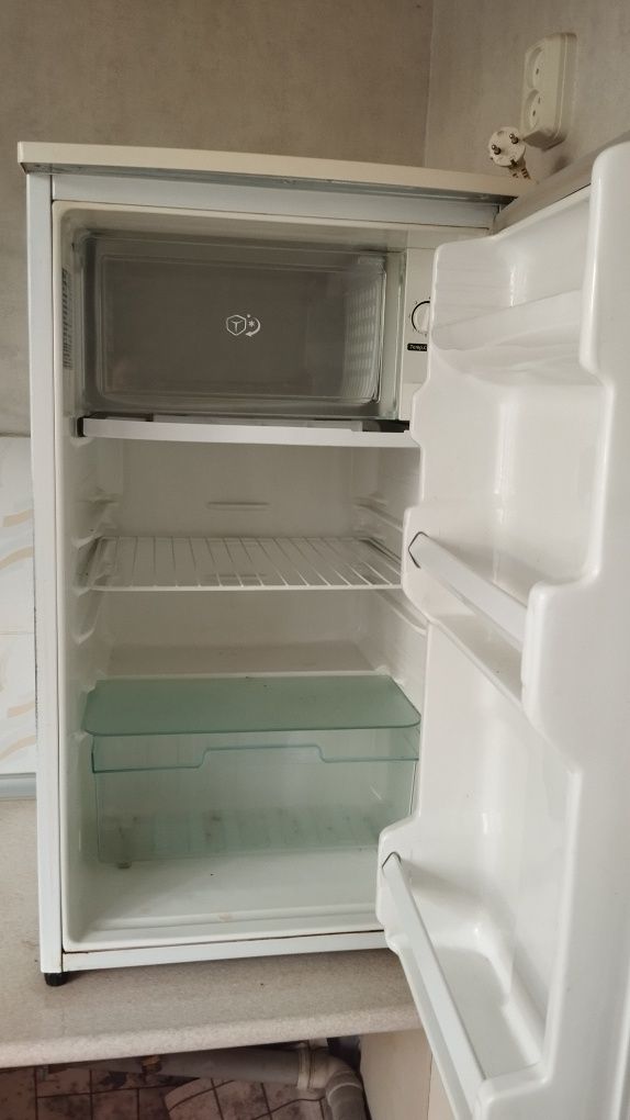 Продам большой шкаф в отличном состоянии .