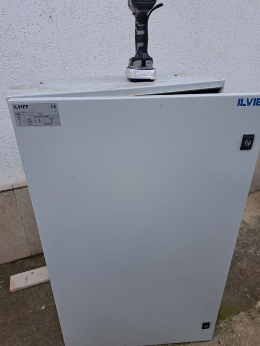 Vand Tablouri Electrice