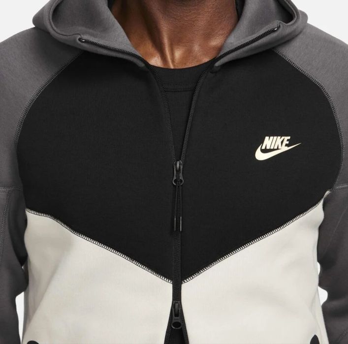 Nike Tech Fleece WindRunner Sportswear