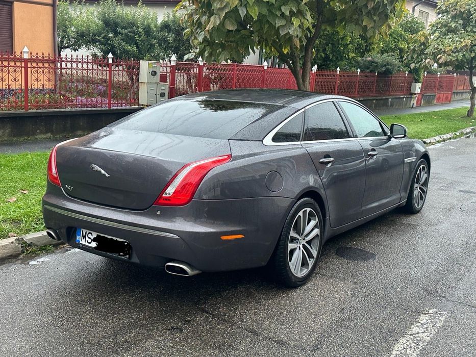 Jaguar XJ 3.0 D Portfolio – 275CP – Full, impecabil, dețin 4 ani