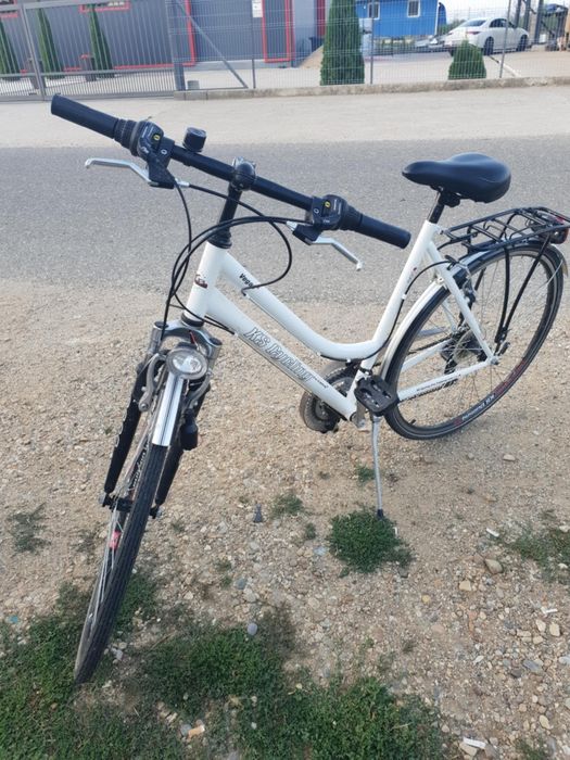 Vând   bicicletă