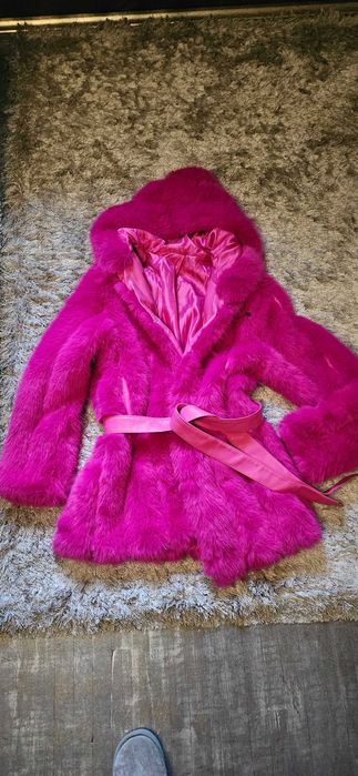 Продавам зимни грейки и палта