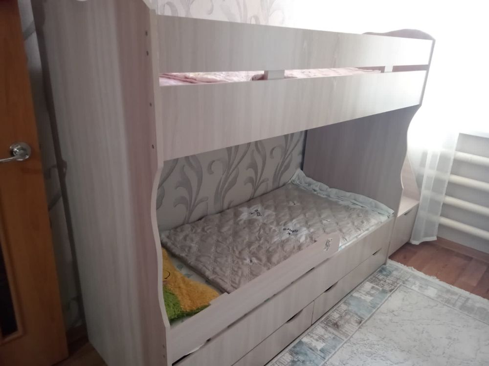Детский гарнитур, комп., кровать