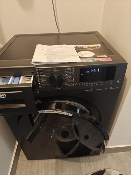 Vând mașină de spălat Beko