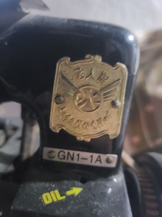 Оверлог почти новый