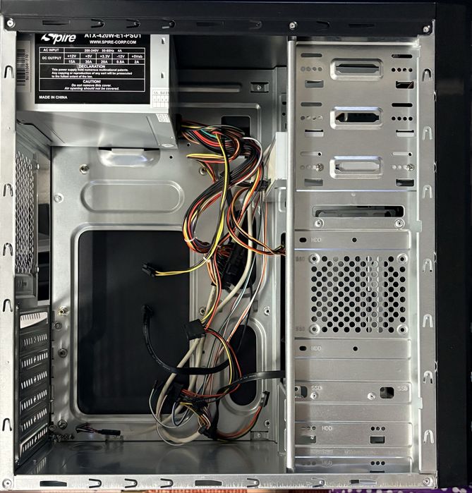 Carcasa Spire Lugen 1601B + sursa + dvd rw