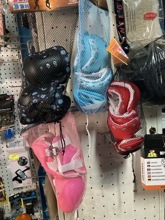 Нови детски наколенки , ролери, колело