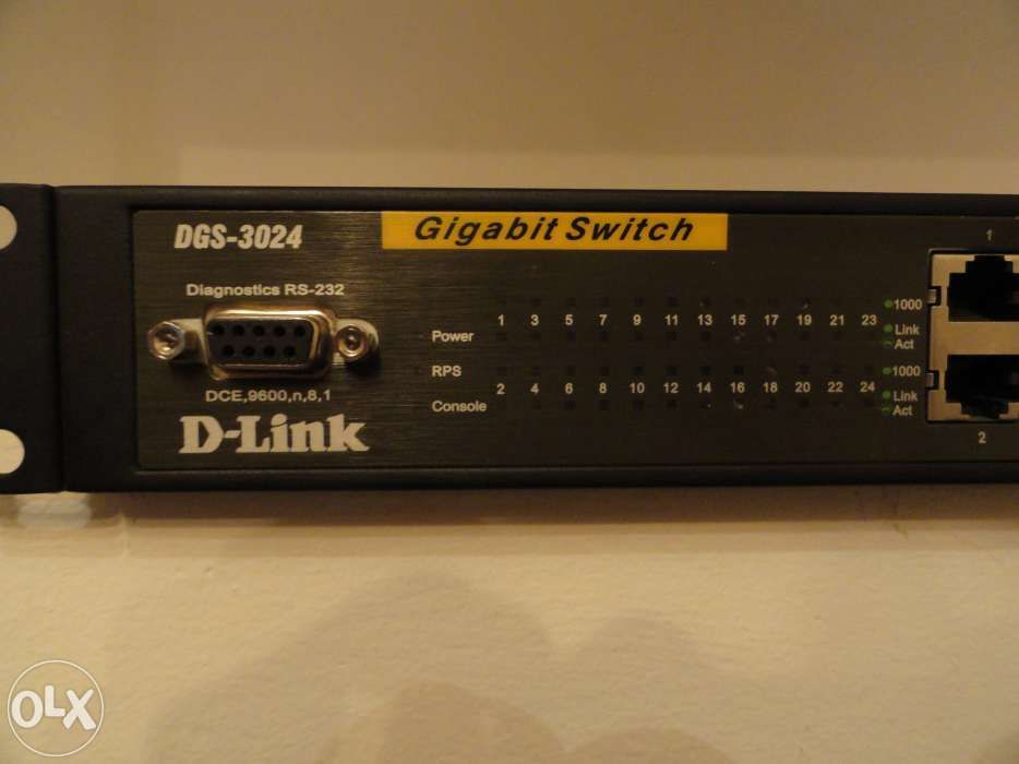 Switch D-Link DGS-3024 24 porturi 10/100/1000 Gigabit Management.