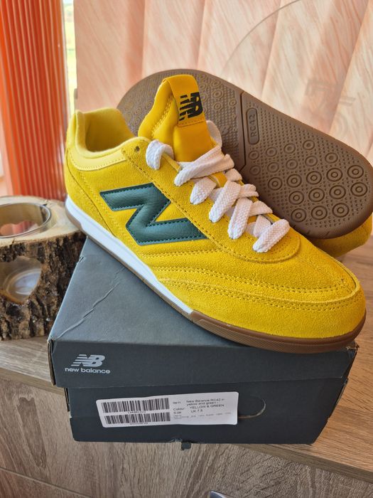 Adidași New Balance RC42 piele