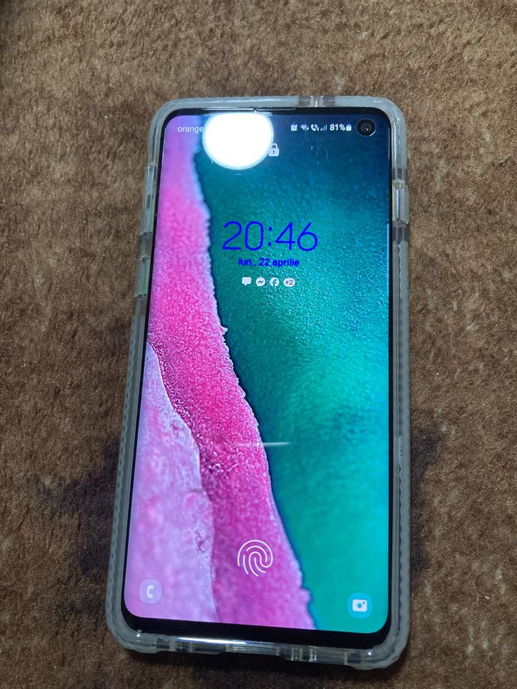 Samsung s10 telefonul merge foarte bine