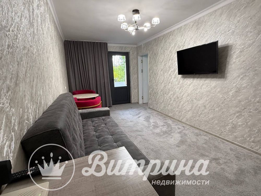 3-х комнатная квартира Новомосковская