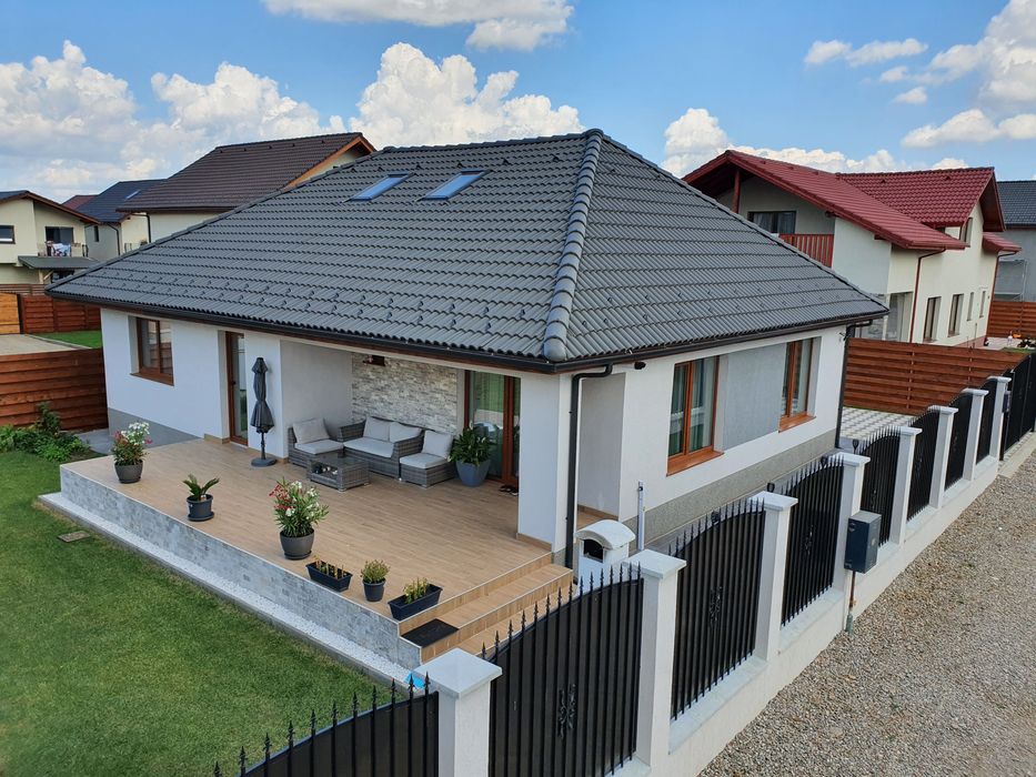 Casa parter, 3 camere, 94mp, teren 500mp, Brasov, Izvor.