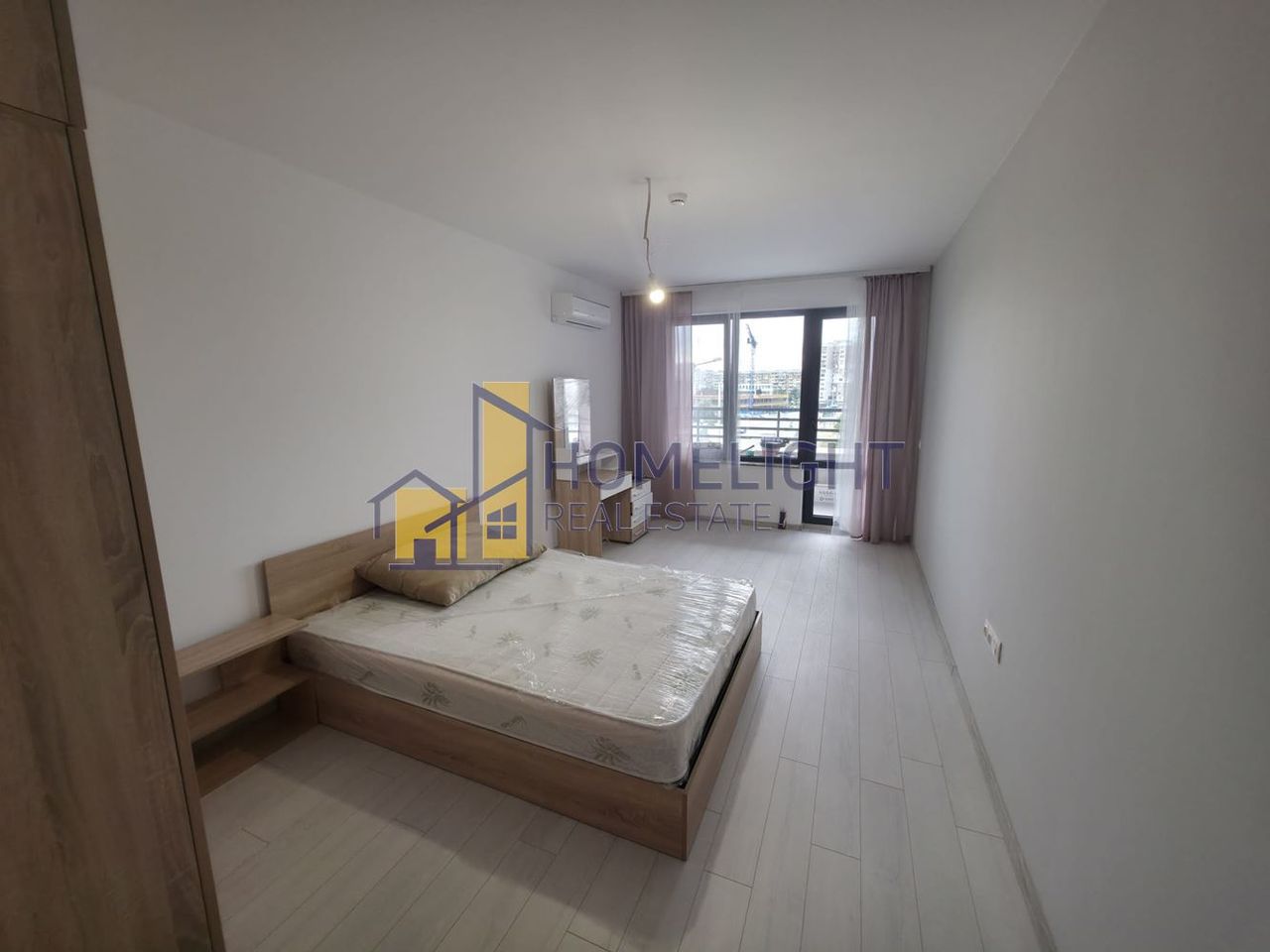 Дава се под наем Двустаен апартамент в София, Дружба 2 - 110 кв.м за 800 € - Снимка #2