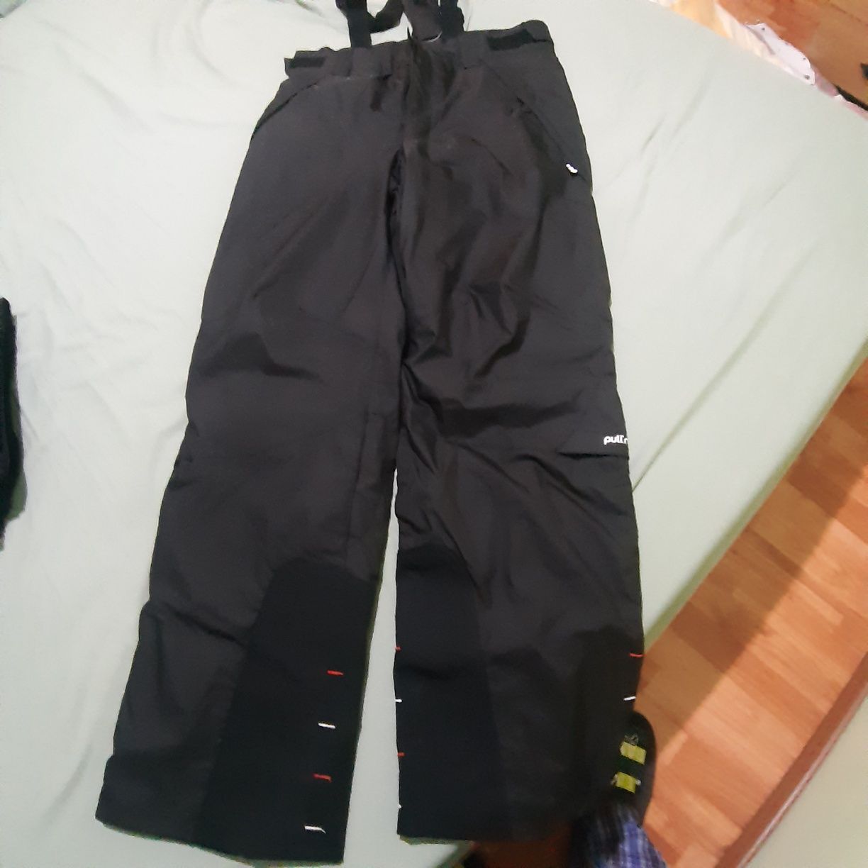 Pantalon pentru ski