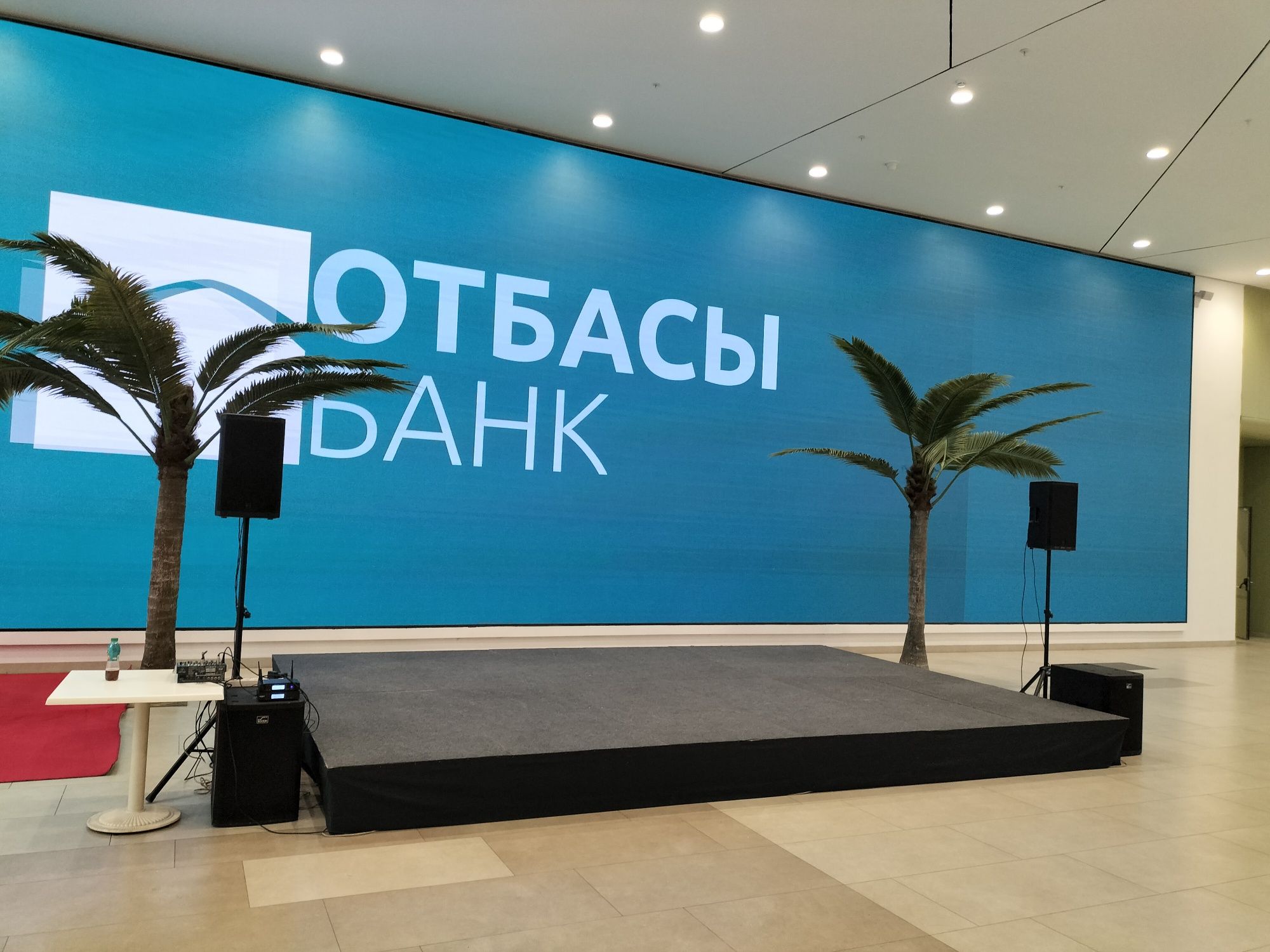 Прокат аренда музыкальной аппаратуры, колонки, микрофоны,пульты,