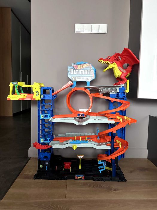 Hot Wheels Ultimate Garage