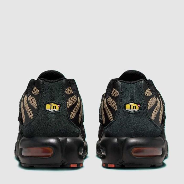 Air Max Plus Utility TN Crem-Negru/Mărimi de la 40 la 43
